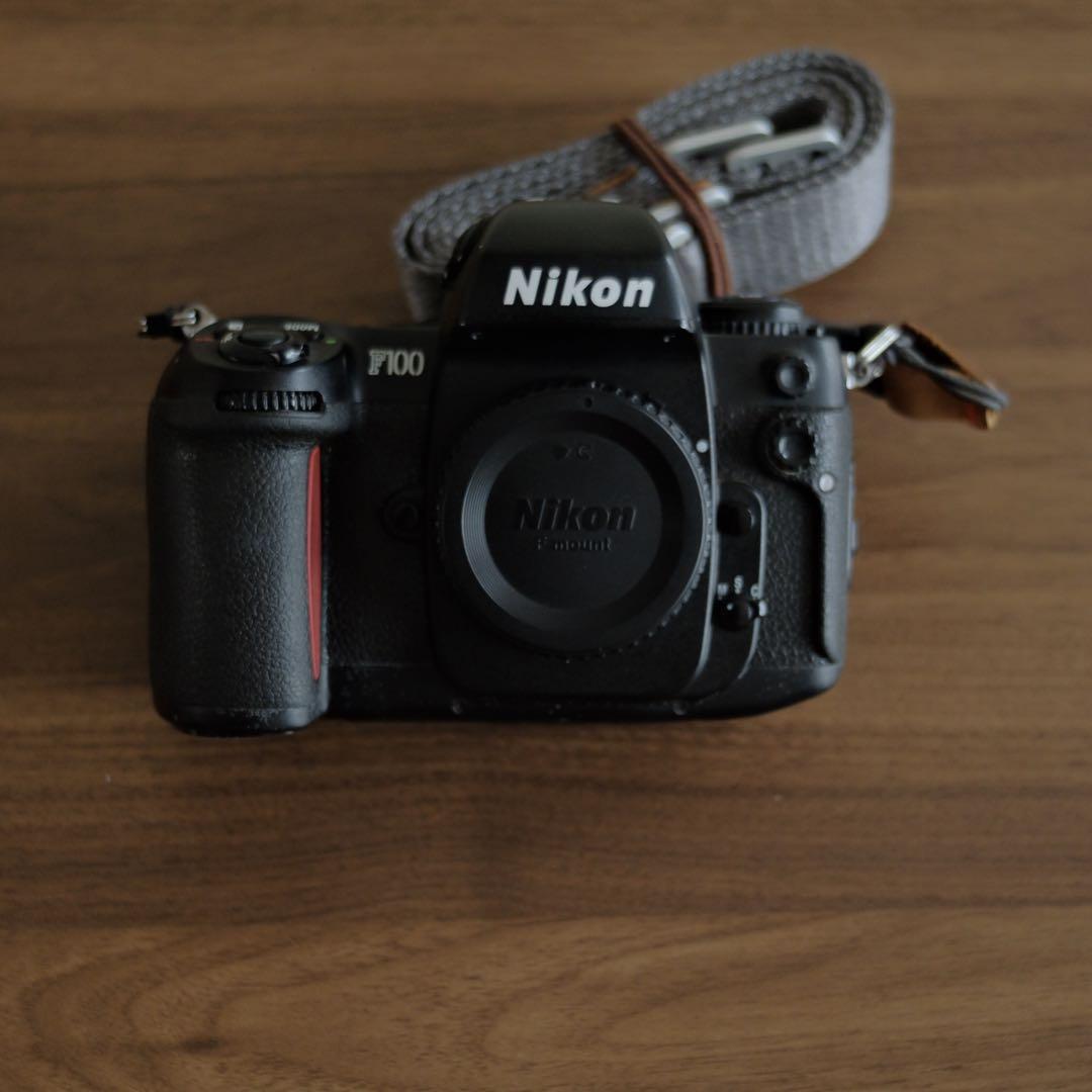 フィルムカメラ Nikon F100 SLR Camera