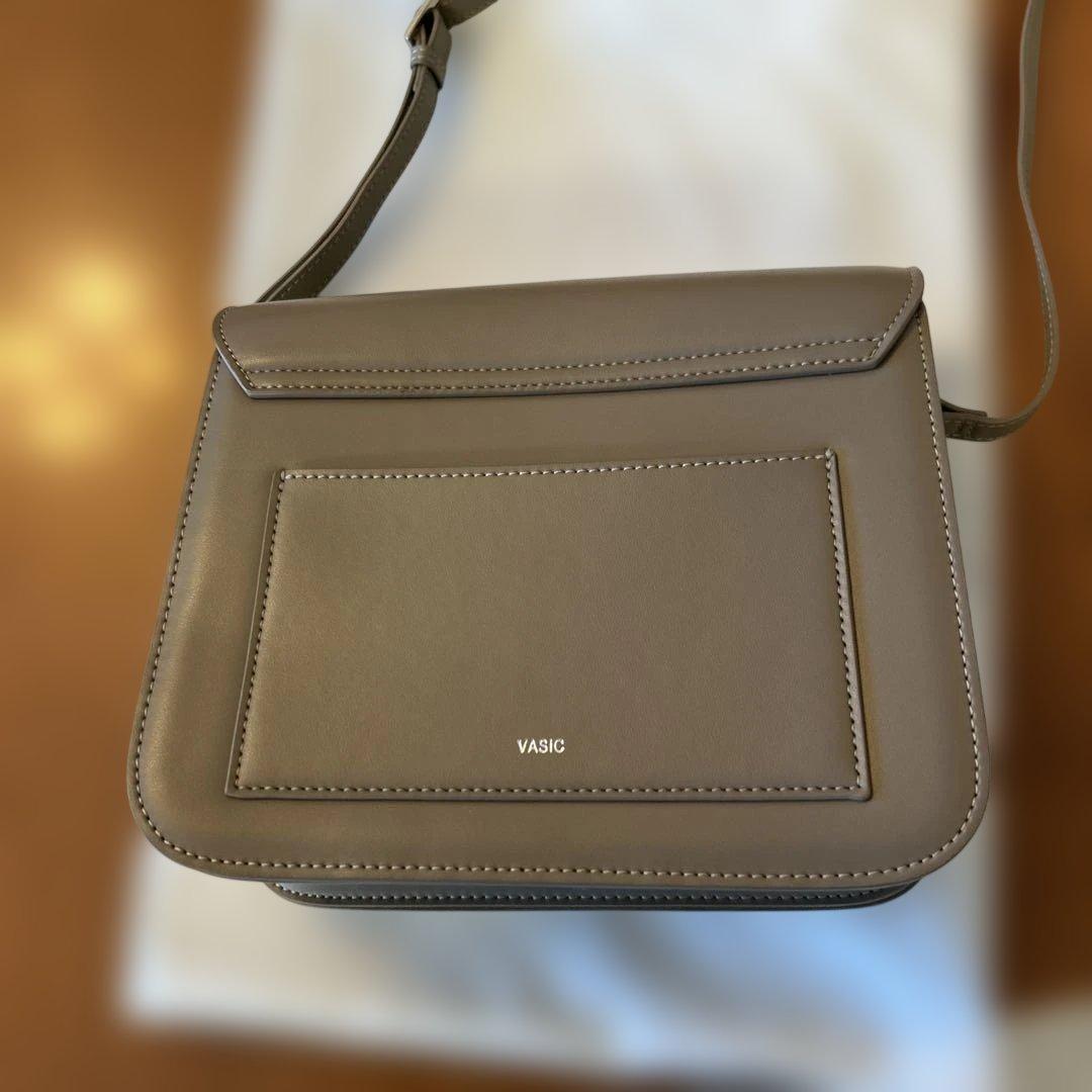 最終お値下げ！美品！VASIC CITY MINI グレージュ　ショルダーバッグ