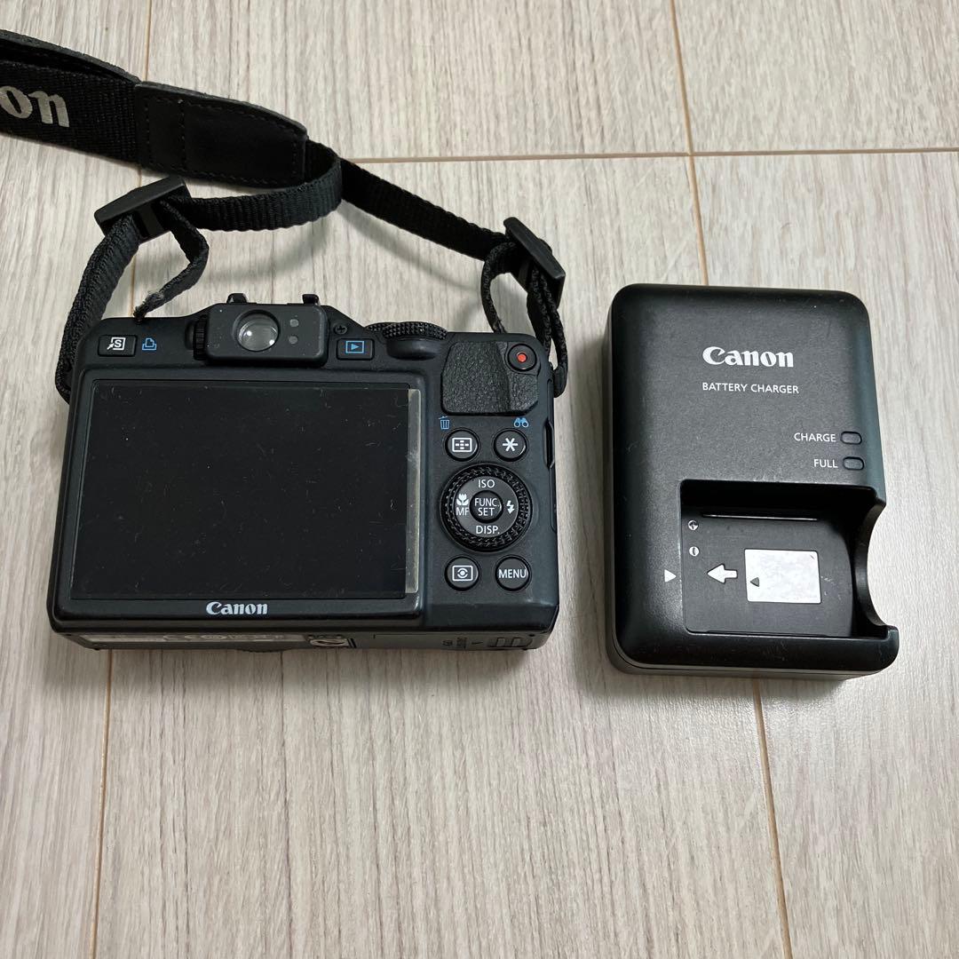 Canon PowerShot G15 本体とバッテリーチャージャー