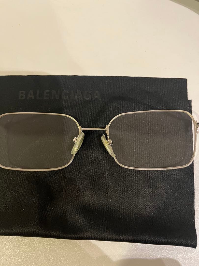 balenciaga invisible rectantangle サングラス