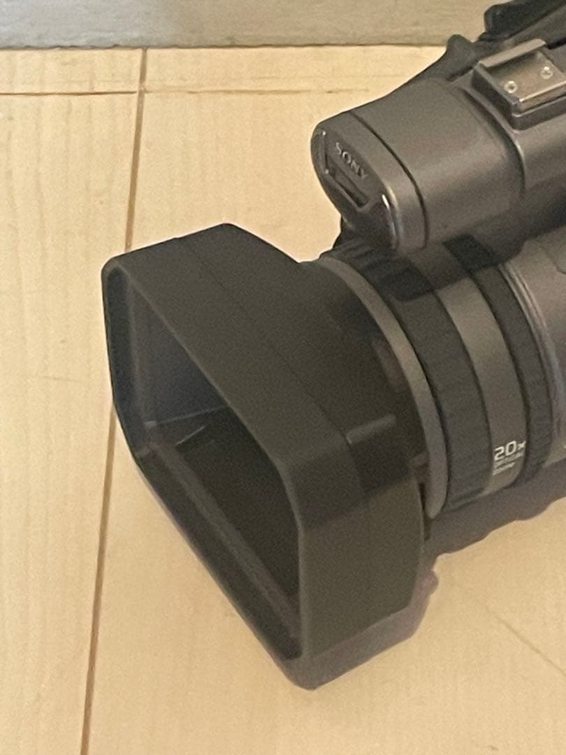 ビデオカメラsony HDR-FX7 本体のみ　 カセット蓋閉まらない　ジャンク