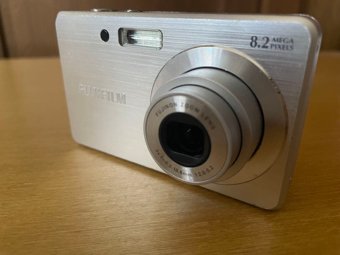 FUJIFILM FinePix J10 充電器付き