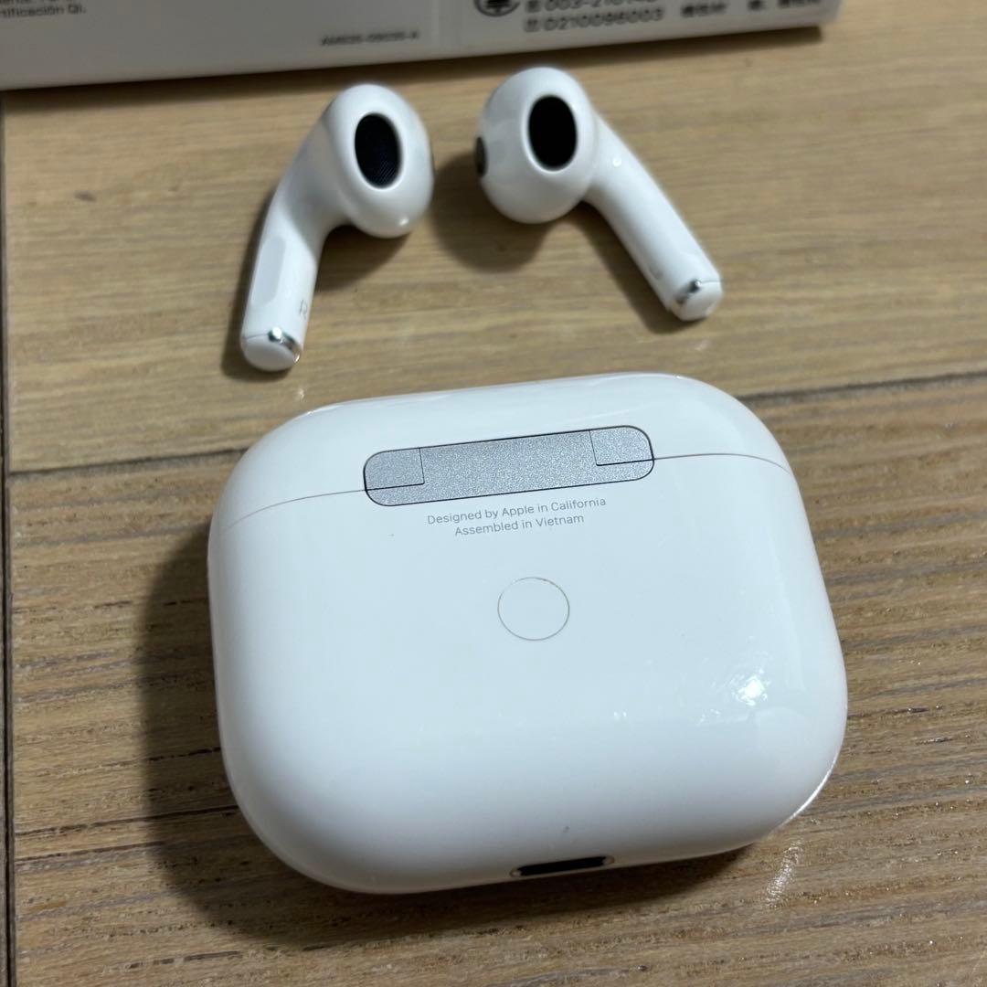 第3世代 中古品 国内版 正規品 Apple AirPods MME73J/A