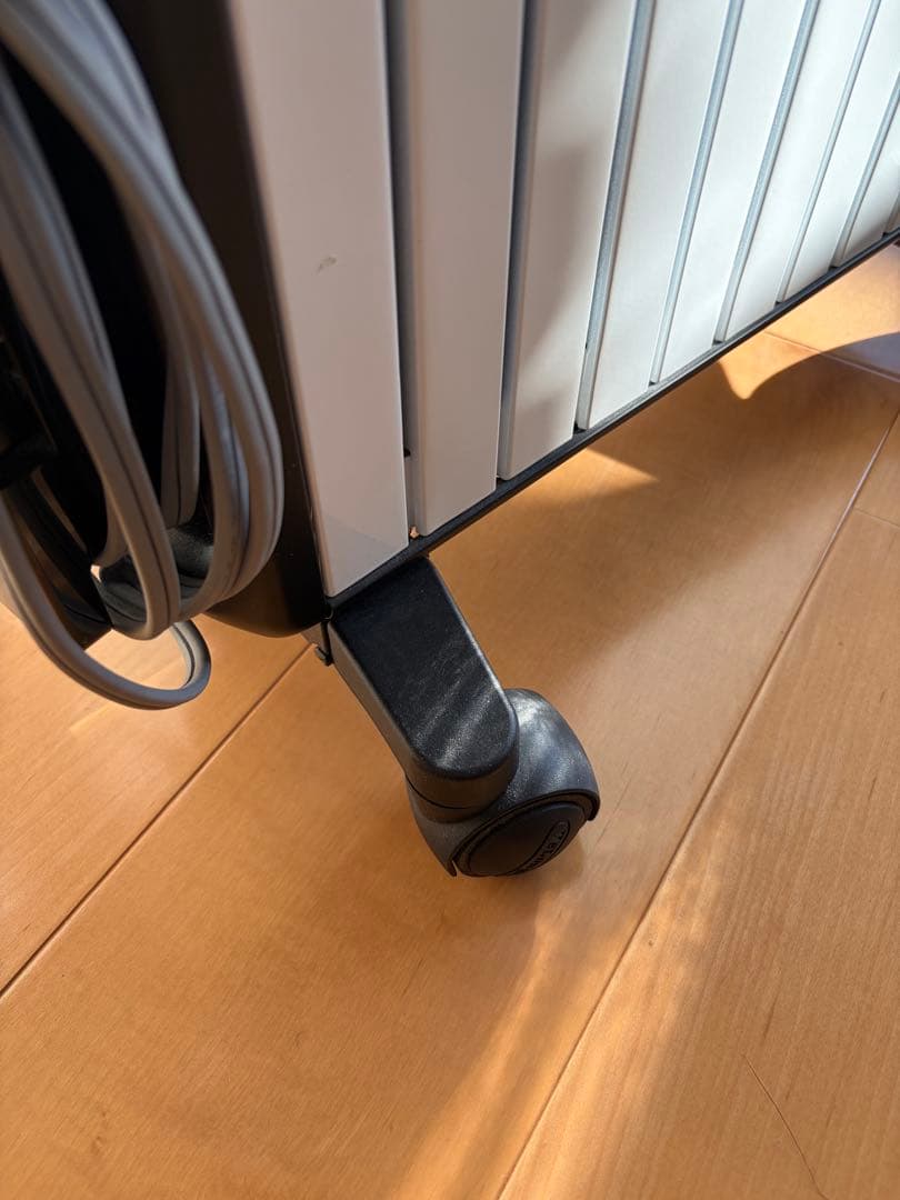 【美品】デロンギマルチダイナミックヒーターMDHAA15WiFi専用ハンガー付