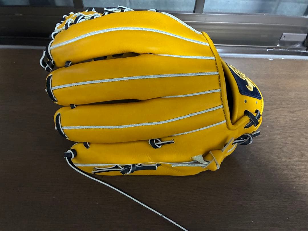 野球　アサダスポーツ　硬式　右投げ　内野用 最終価格　1日以内発送