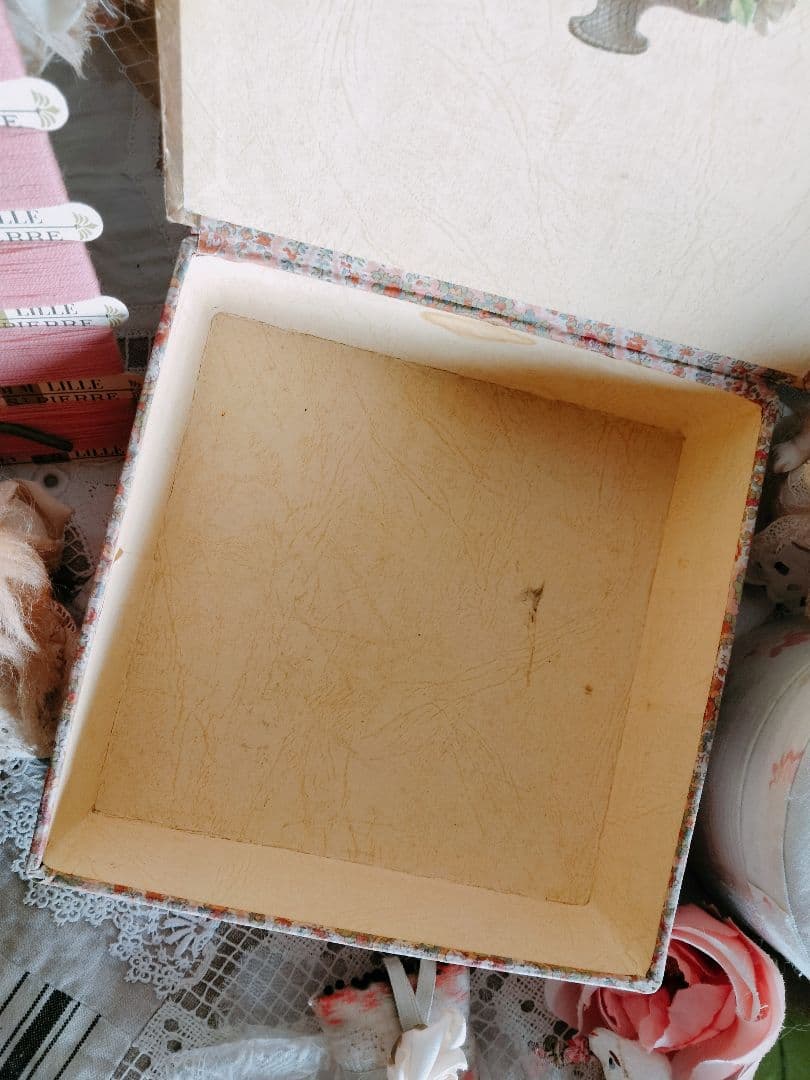 フランス アンティーク★カルトナージュ 布箱 フレンチファブリック