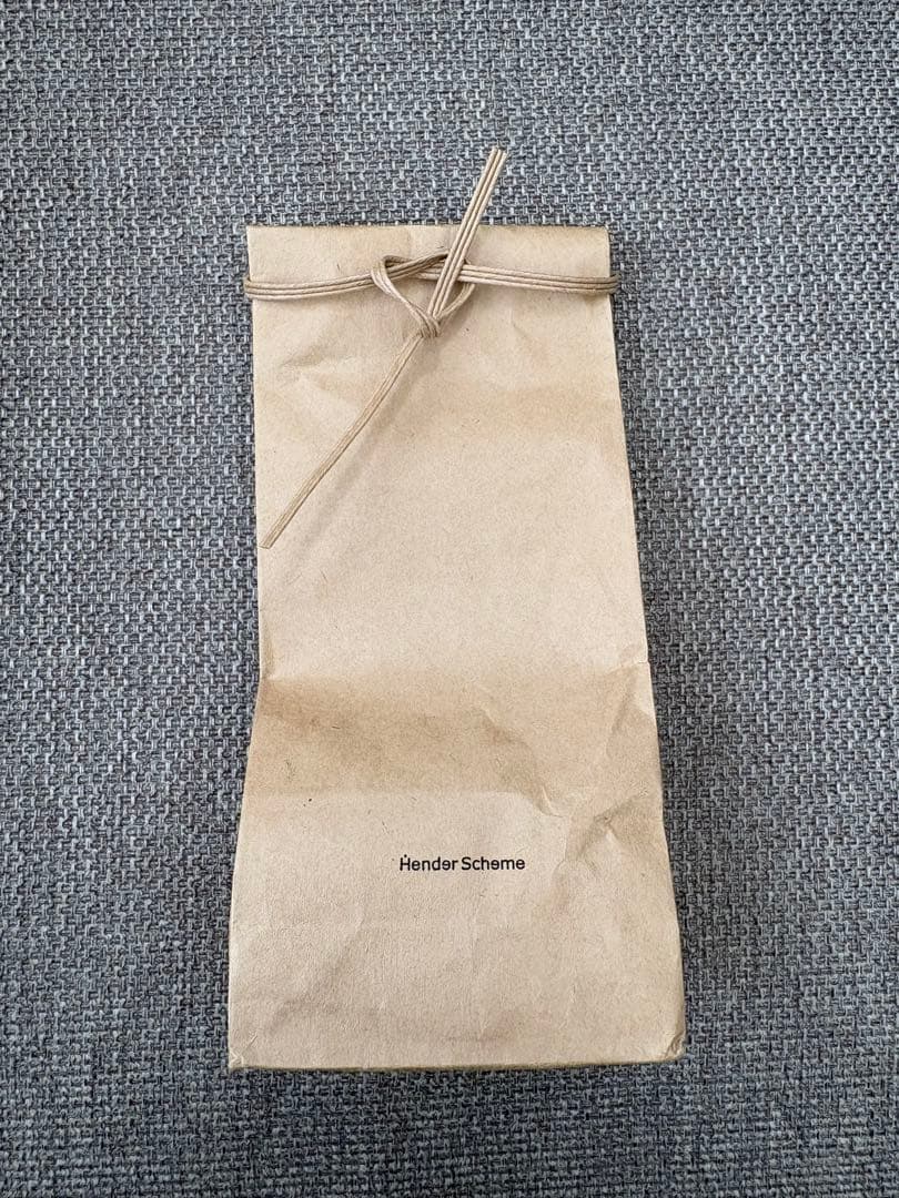 hender scheme カラビナ　キーリング　ベージュ