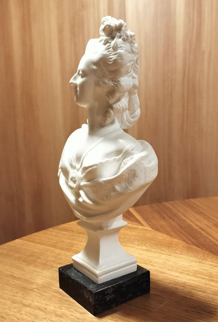 マリー・アントワネット バスト像 約24cm