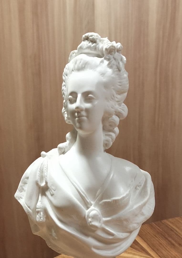 マリー・アントワネット バスト像 約24cm