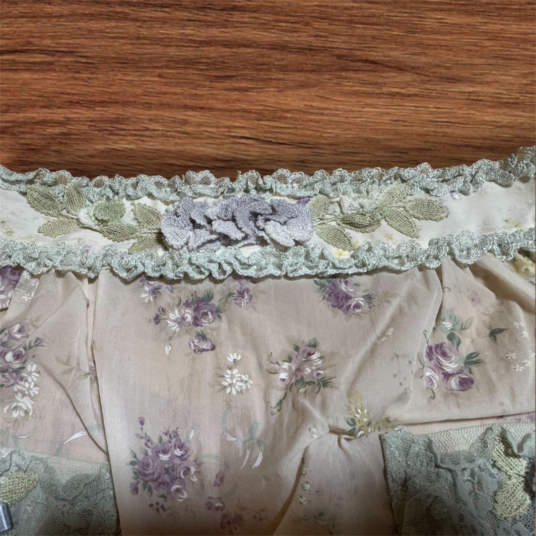 さえら Akiakane アキアカネ サロンエプロン クリーム色