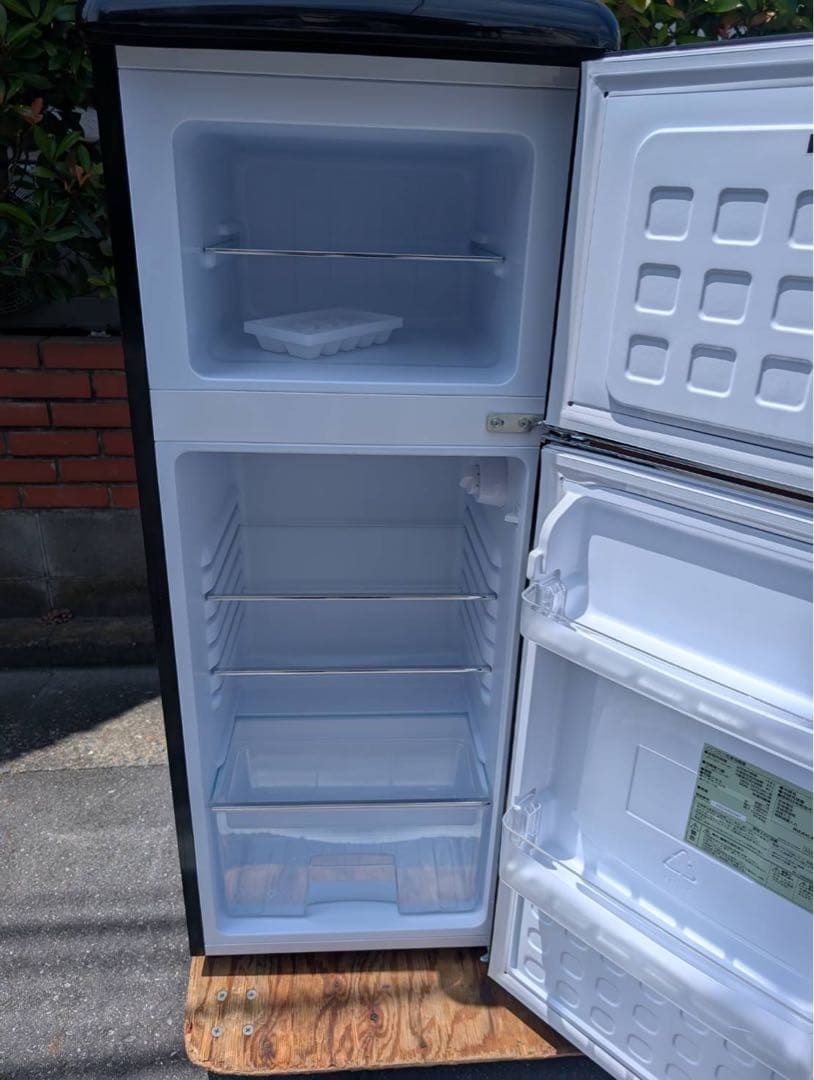 ＊東京都付近取引限定＊アイリスオーヤマ　ノンフロン冷凍冷蔵庫114L 黒