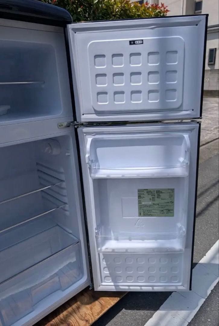 ＊東京都付近取引限定＊アイリスオーヤマ　ノンフロン冷凍冷蔵庫114L 黒