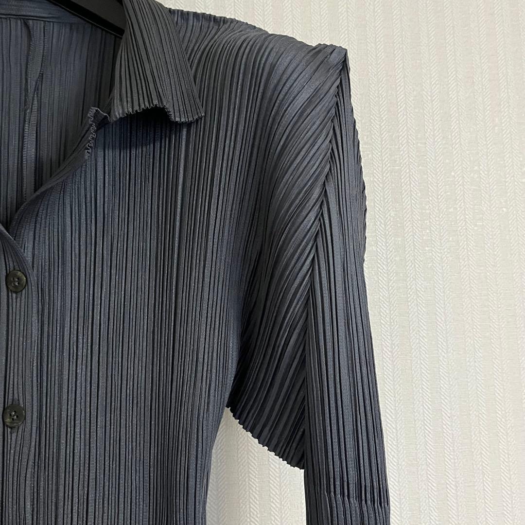 PLEATSPLEASE イッセイミヤケ カーディガン　グレー　3