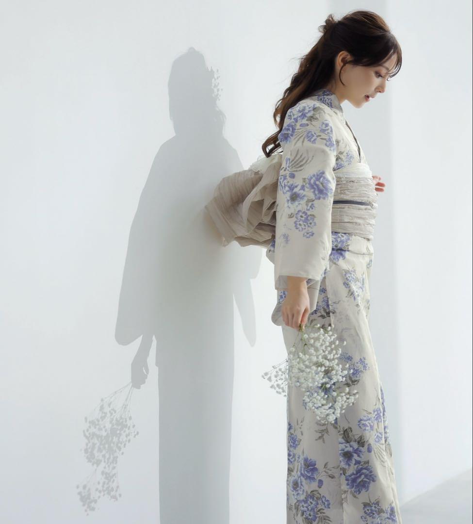 ［新品未使用］浴衣5点セット （ゆかた・しわへこ帯・下駄・着付け本・腰ひも）