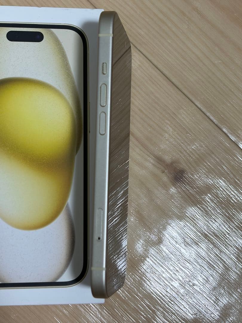 Apple iPhone 15 イエロー 本体 128gb SIMフリー