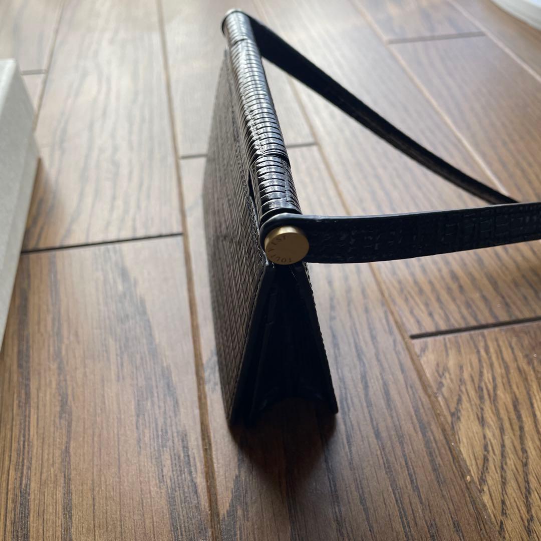 TOUT Y EST ポシェット