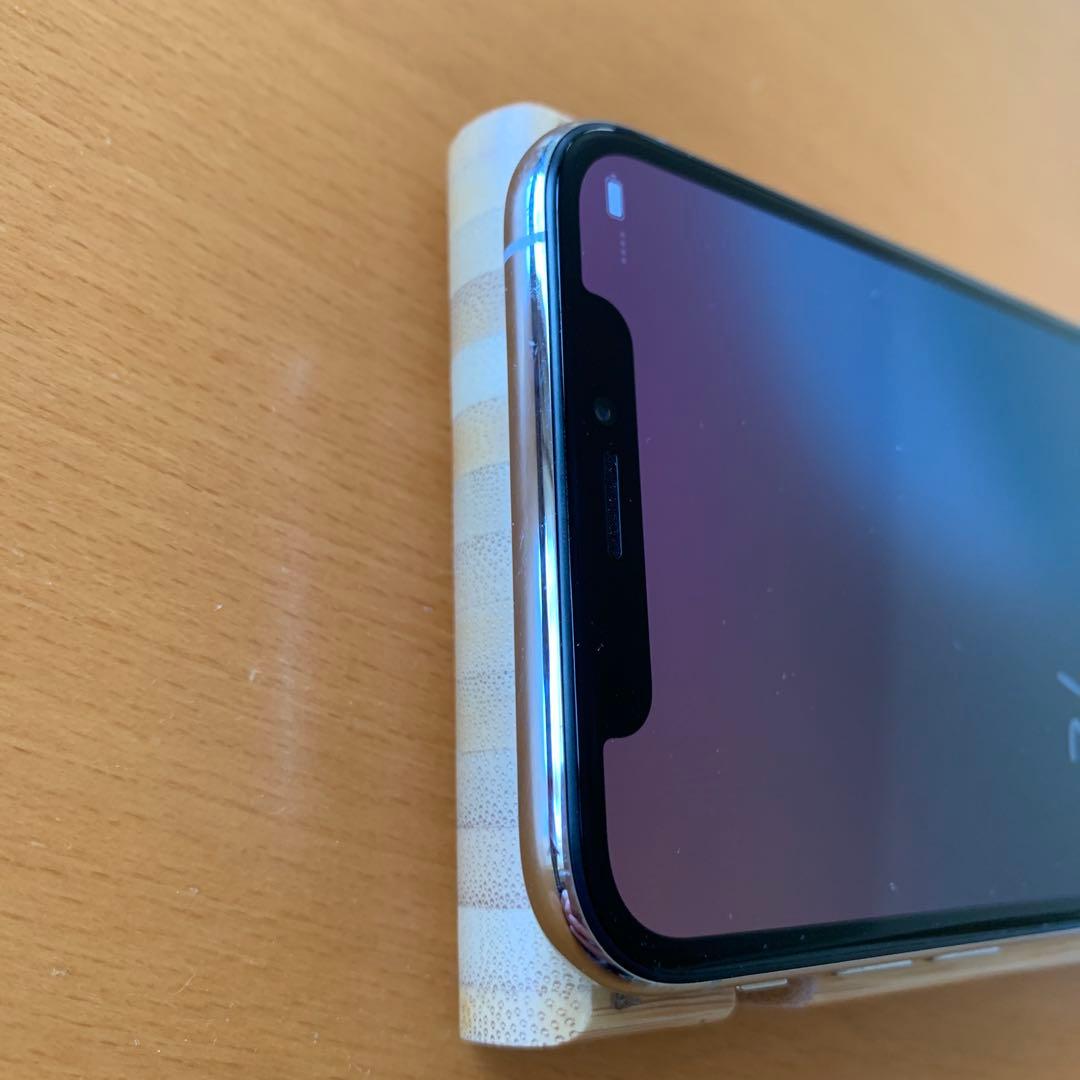 美品iPhoneXS シルバー 64GB SIMフリ-