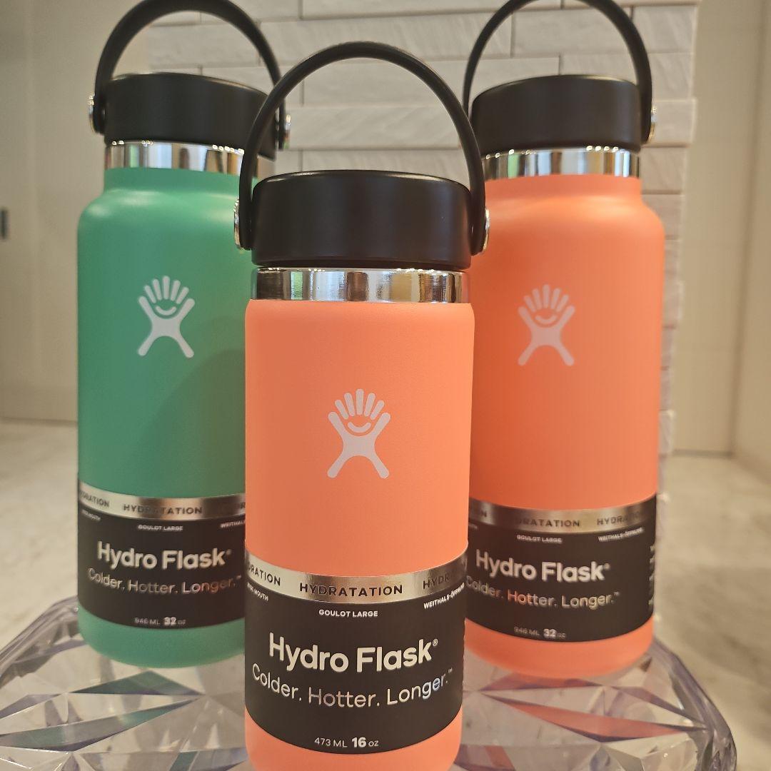 ♡新品未使用♡　レア　コラボ　水筒　魔法瓶　ストロー　保冷　キャップ