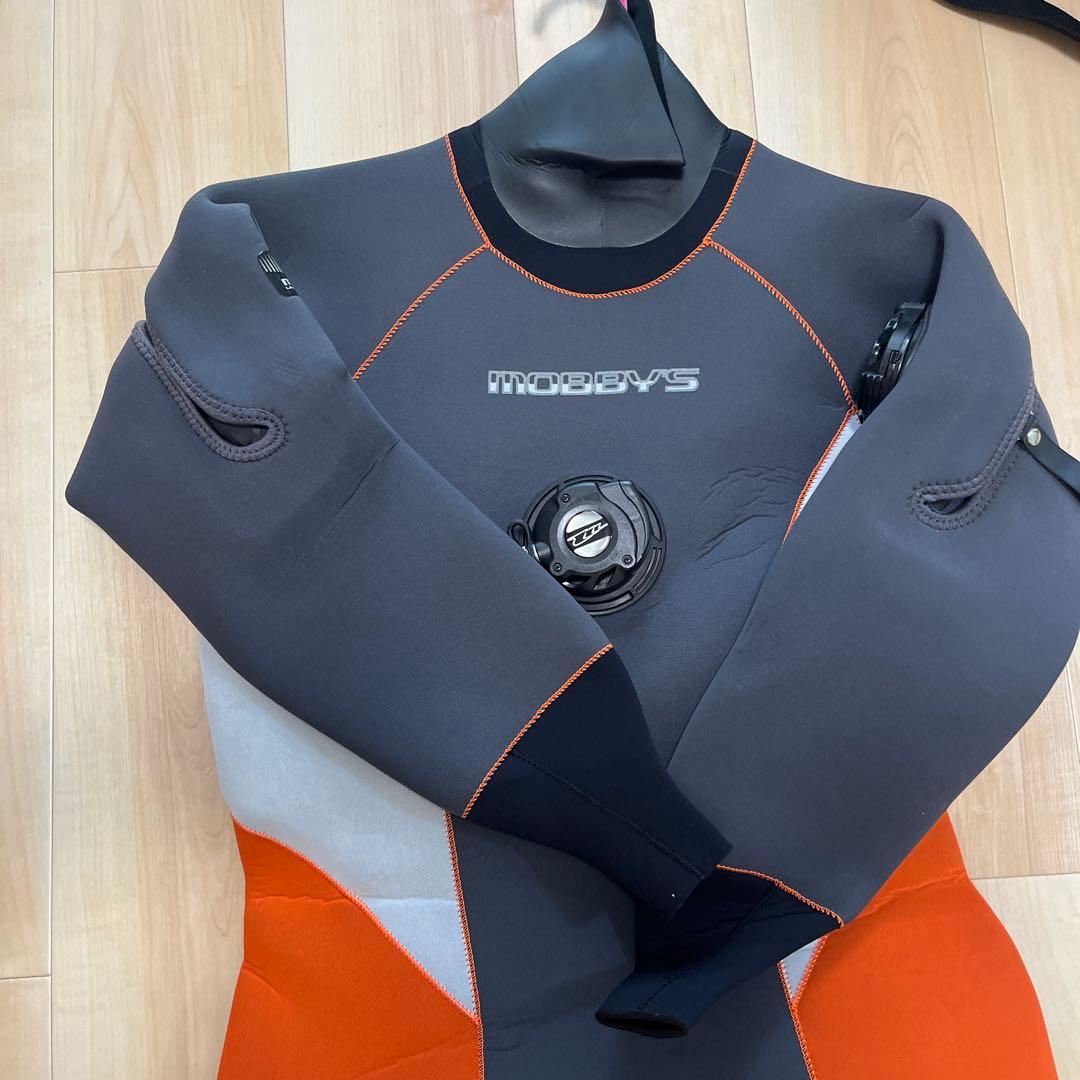 MOBBYSドライスーツ グレー・オレンジ