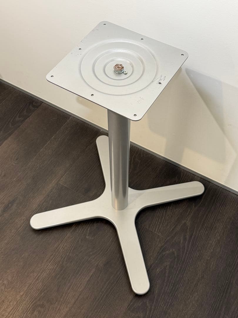 エリアSC 2650 ラチェット昇降式　テーブル脚ほぼ新品