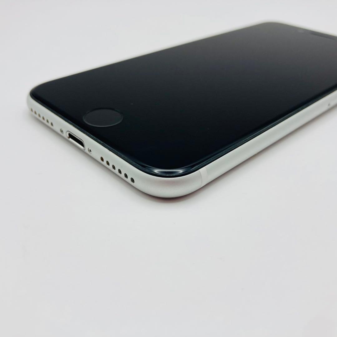 ②Apple iPhone SE2 ホワイト　白　アップル　アイフォン　第二世代