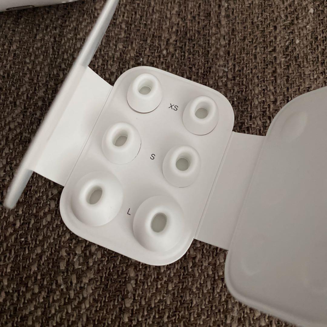 AirPods Pro2 A2698 A2700 スヌーピーシリコンケース