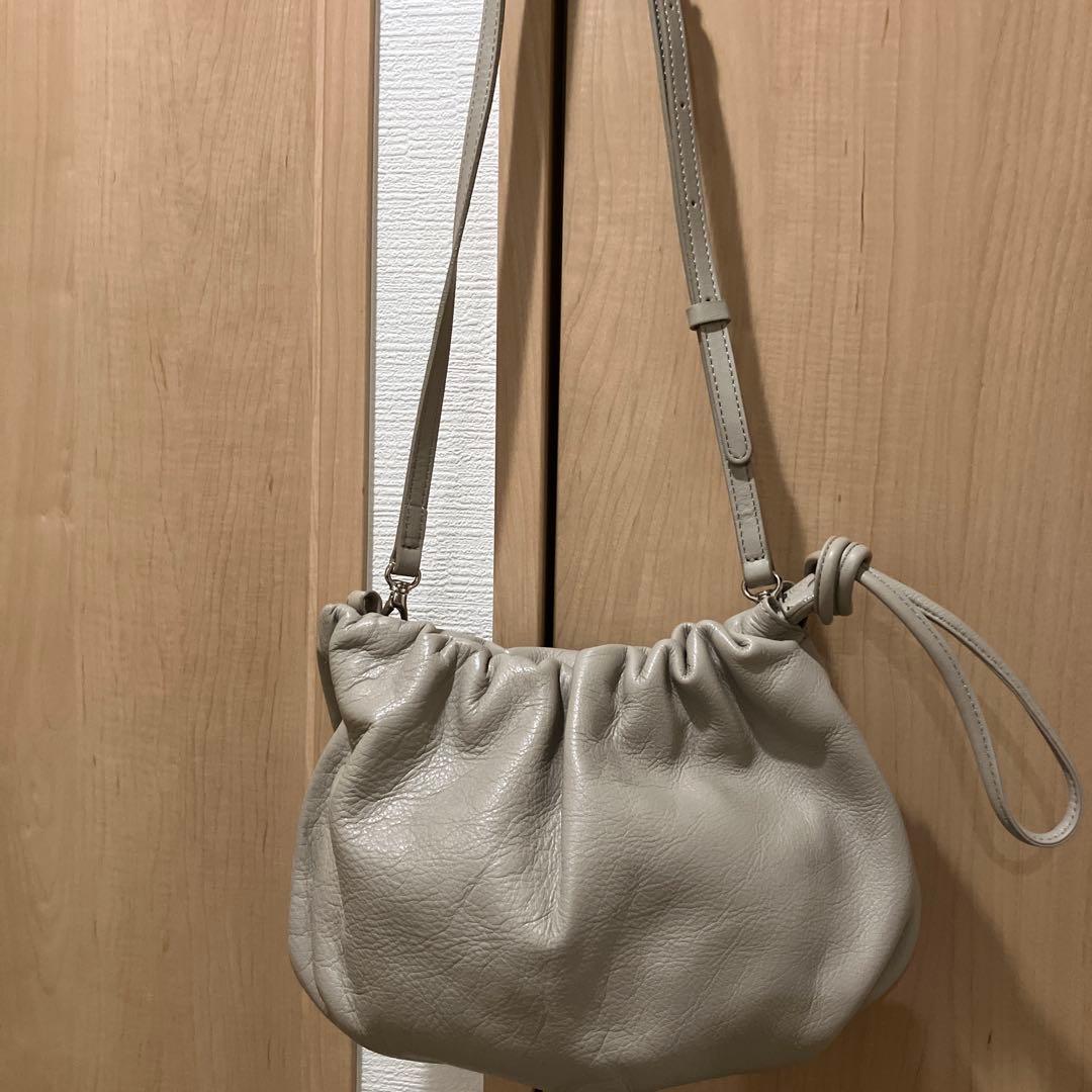 ☆☆お値下げ☆☆ラシット レザー巾着4WAYショルダーバッグ グレージュ