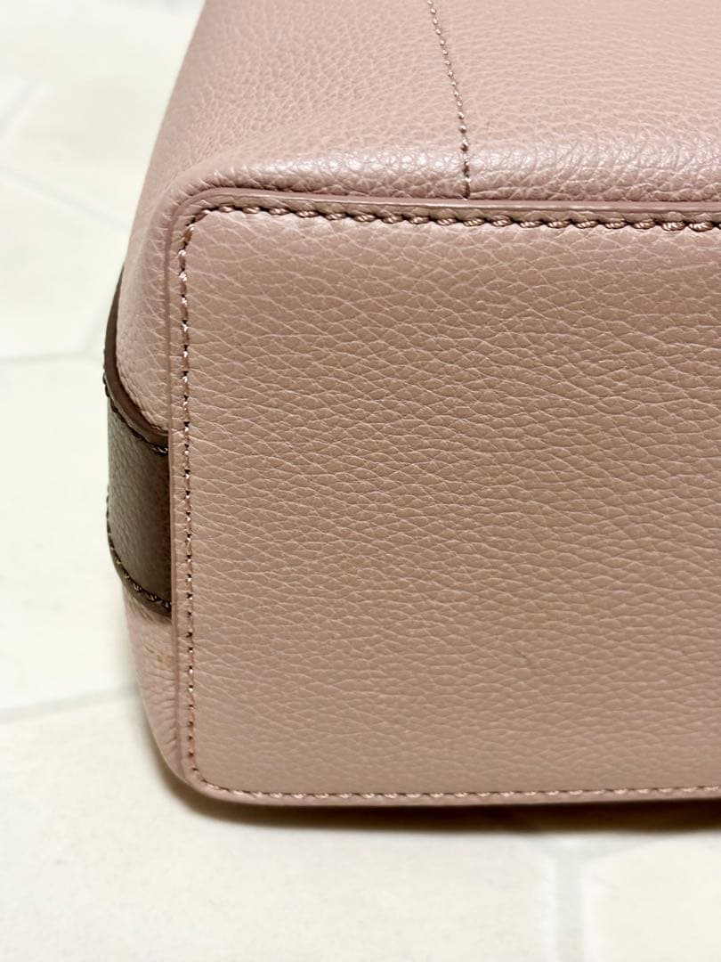 フルラ コスタンザ バケット ハンドバッグ バイカラー レザー　未使用級