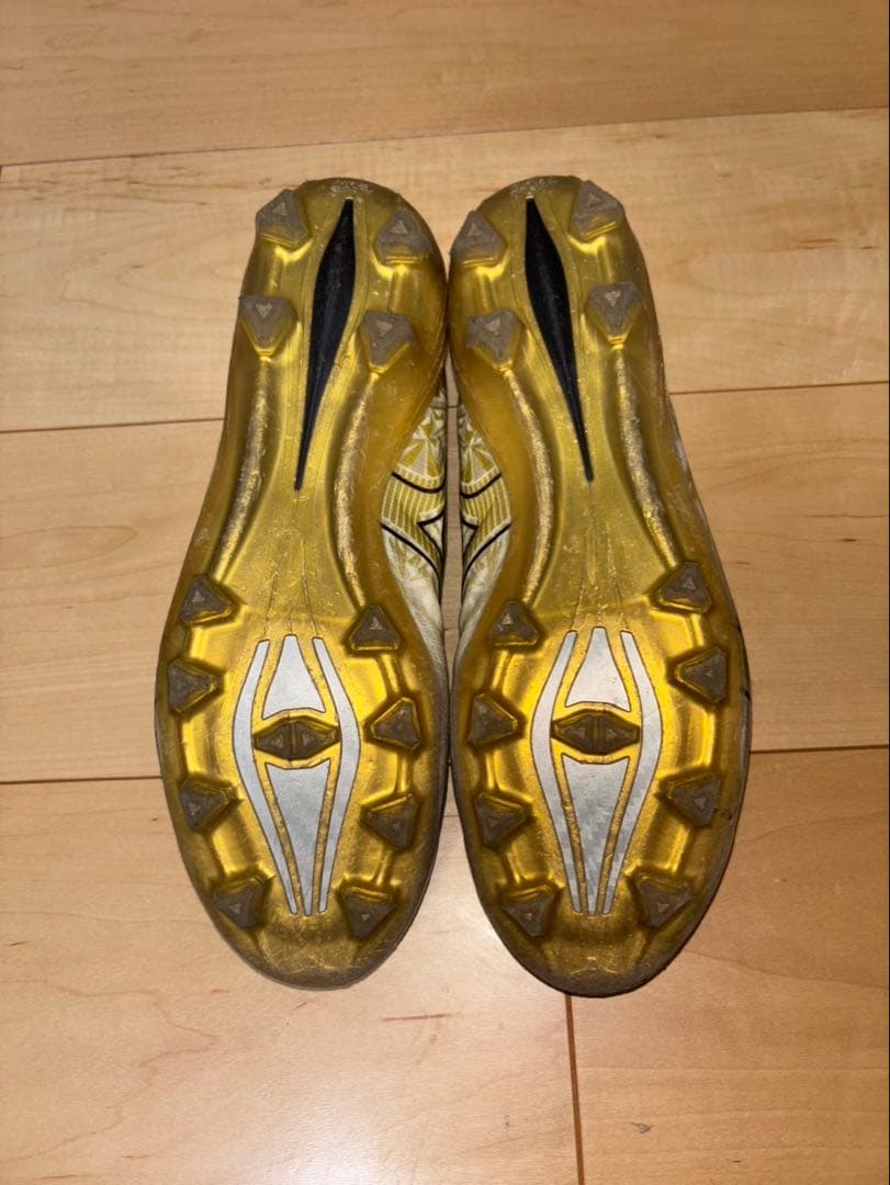 MizunoサッカースパイクMIZUNOアルファエリート最終お値下げ中❗️❗️