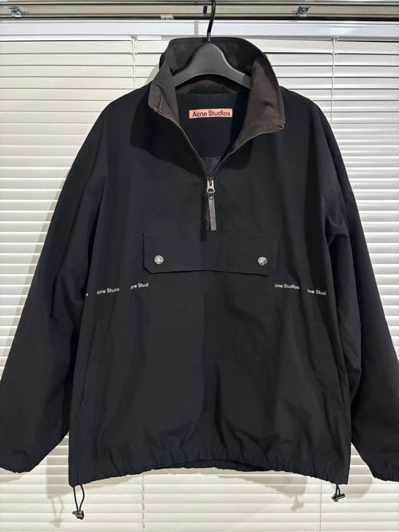 Acne Studios ブラック ナイロンジャケット 44