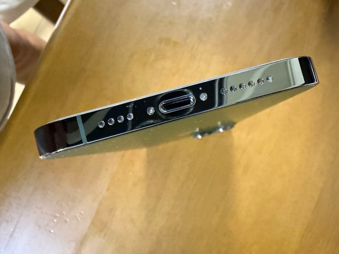 Apple iPhone 13 Pro Max 256MB アルパイングリーン