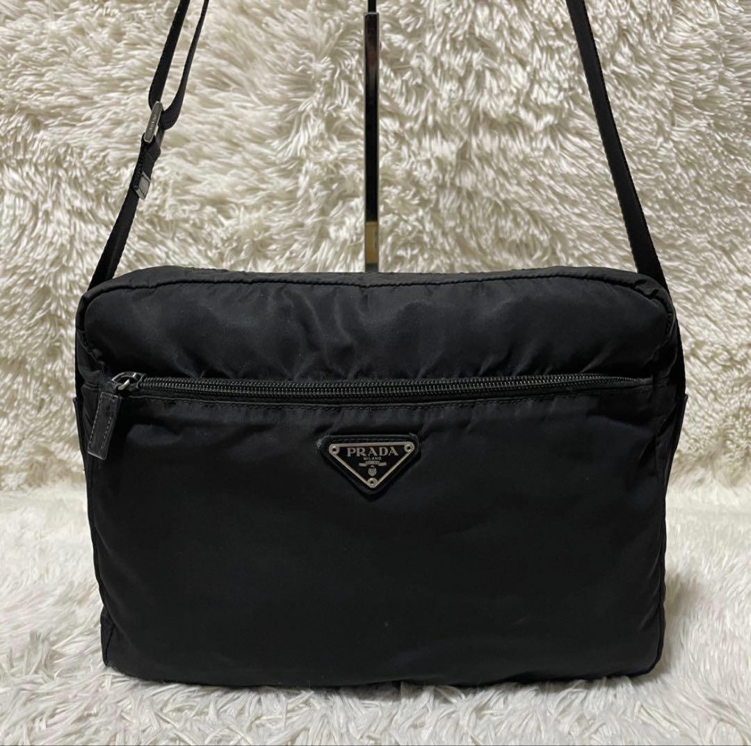 【良品】PRADA プラダ　カメラバッグ　ナイロン　ブラック　黒　斜め掛け