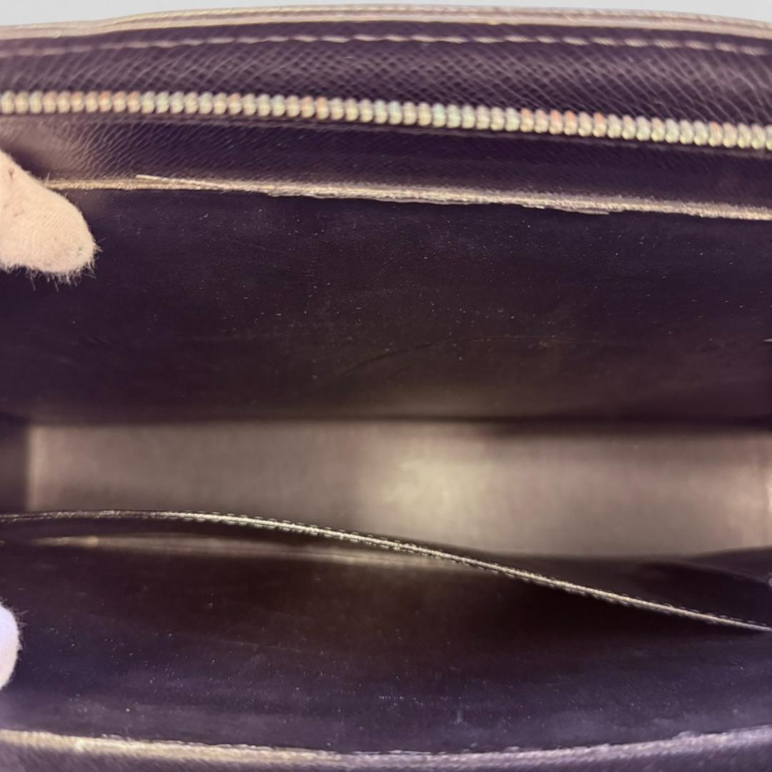 LOUIS VUITTON M30052 タイガ ポルトドキュマン・ロザン