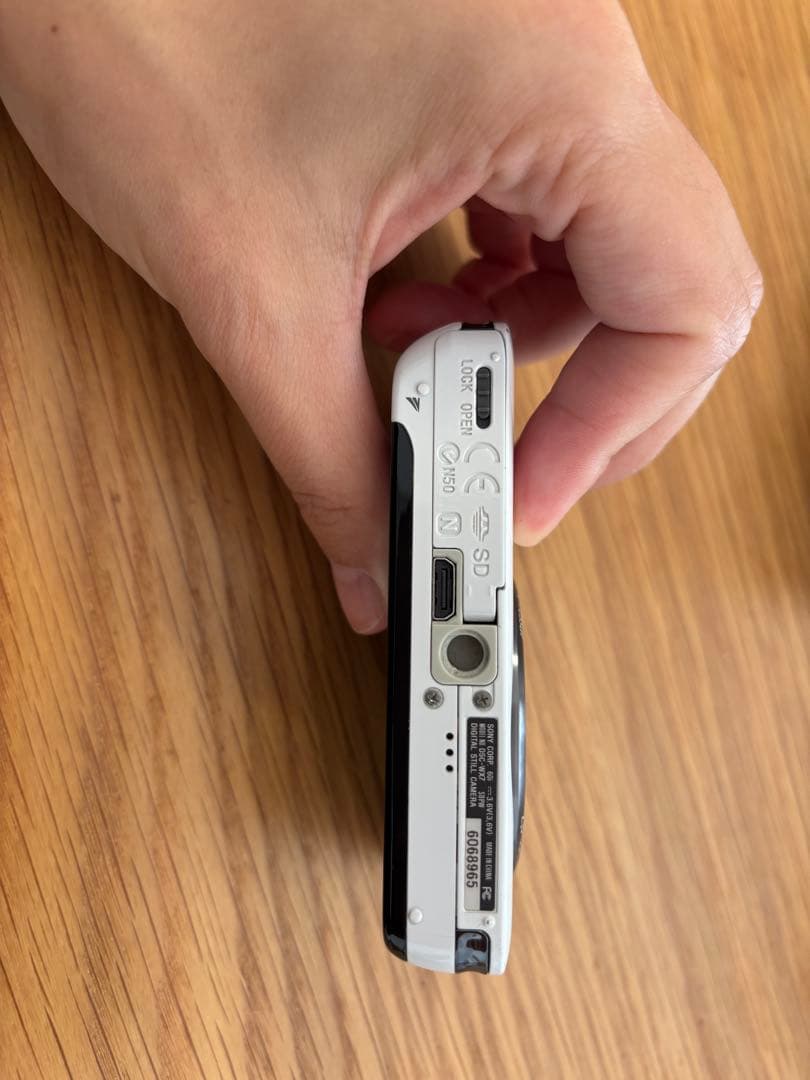 SONY Cyber-shot 16.2メガピクセル