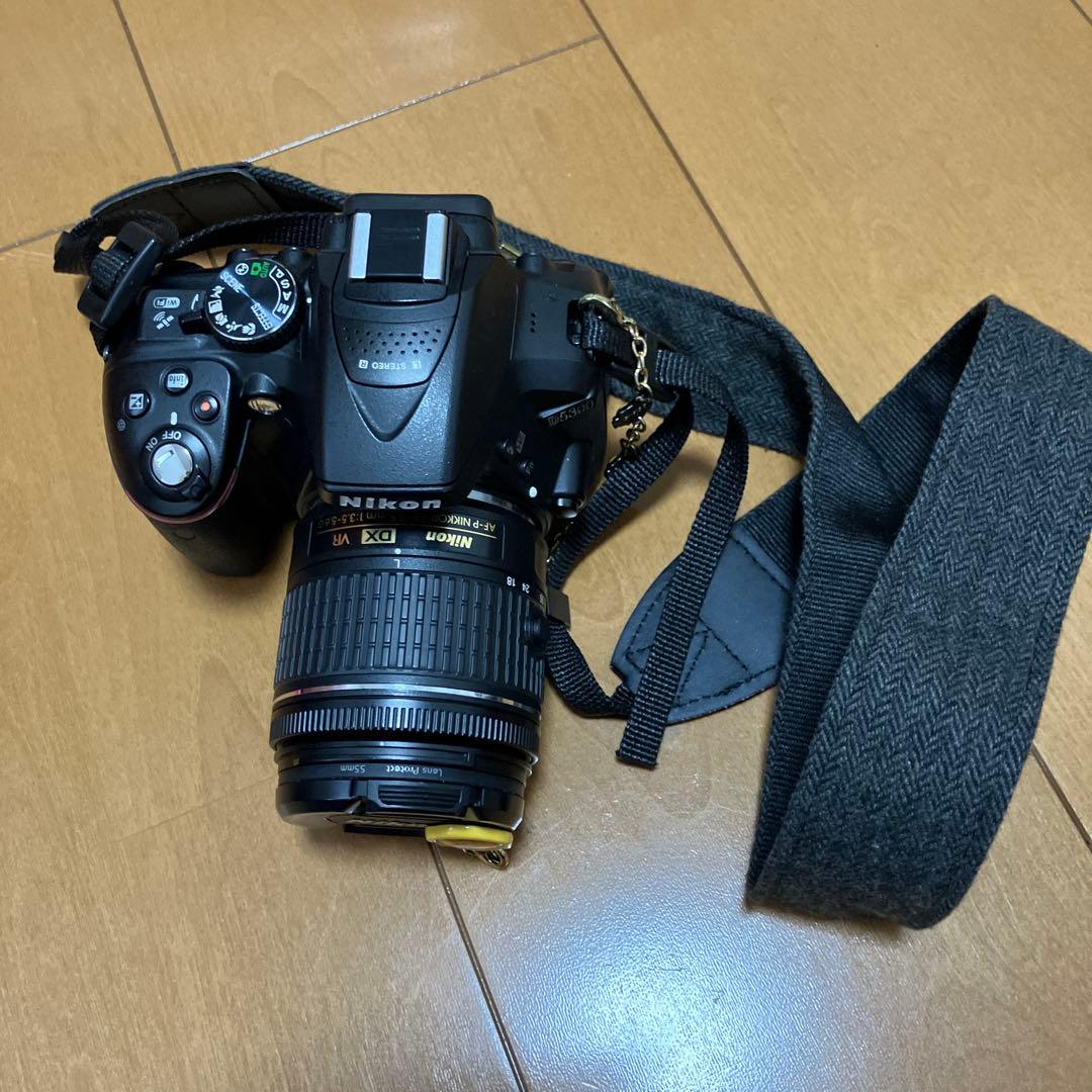 Nikon D5300 一眼レフカメラ 18-55mmレンズ付き