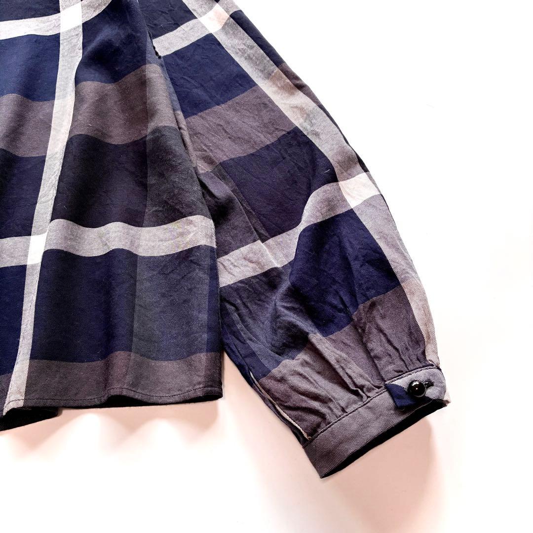 ブルーレーベルクレストブリッジ チェック柄 ボウタイ リボン ブラウス ネイビー