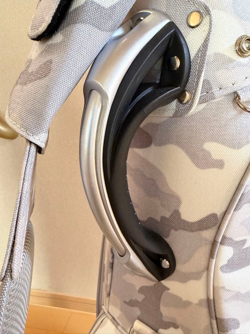 【新品未使用】ゼロハリバートン　ゴルフ　キャディバッグ　ホワイトカモ