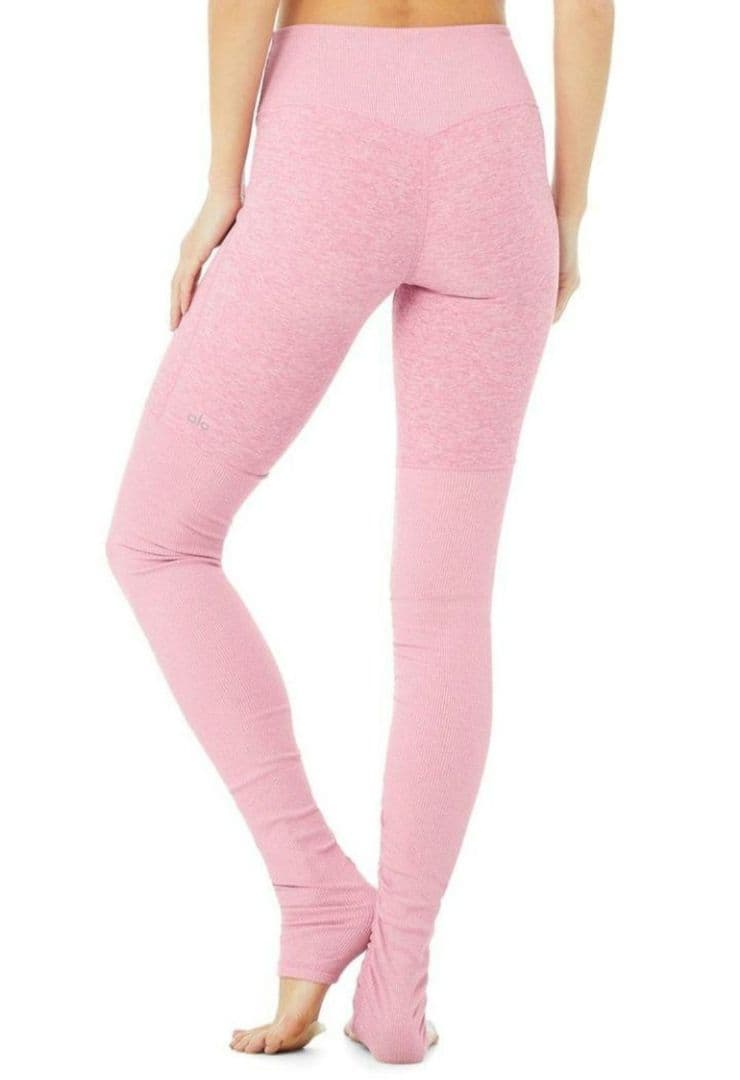 alo yoga レギンス　ヨガ　ヨガウェア　アロヨガ