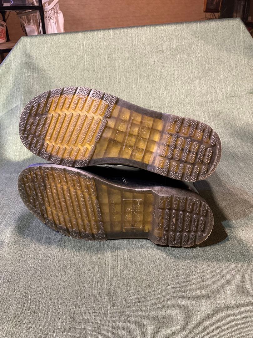 定番Dr.Martens サイドゴアチェルシーブーツ新品同様EU42 UK8