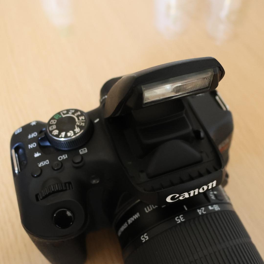 Canon EOS Kiss X8i レンズキット EF-S18-55mm