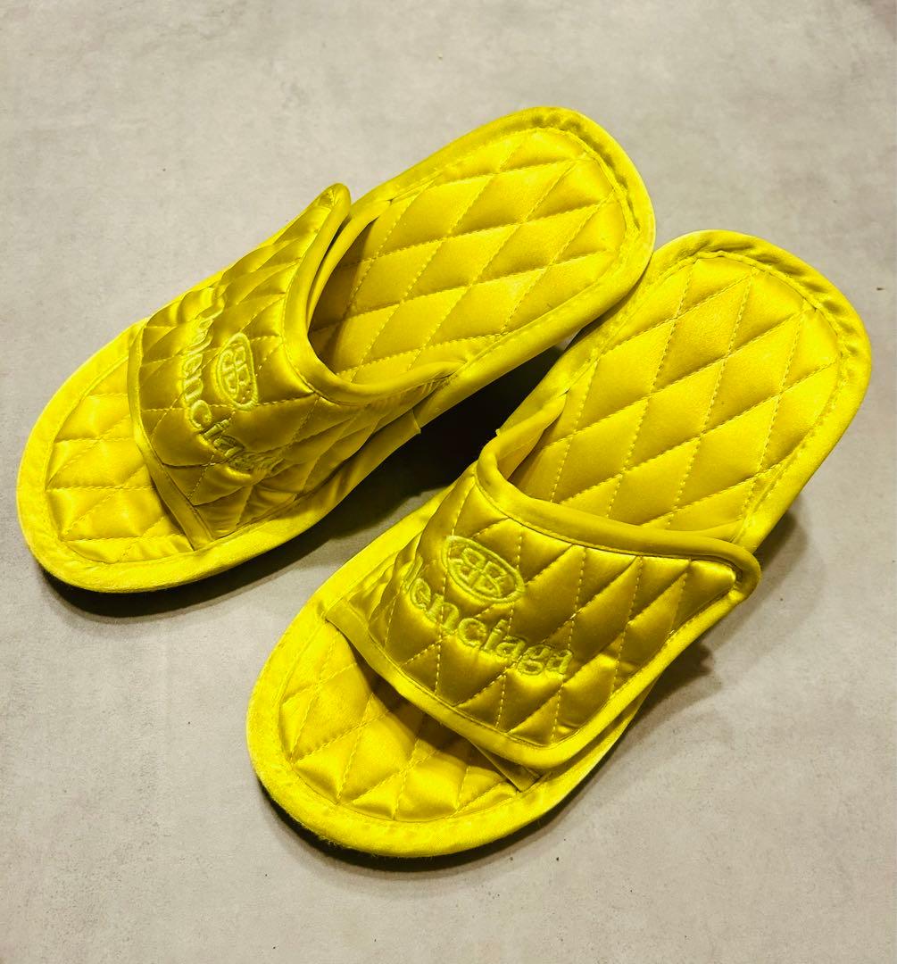 Balenciaga イエロー　キルティングミュール 箱付き