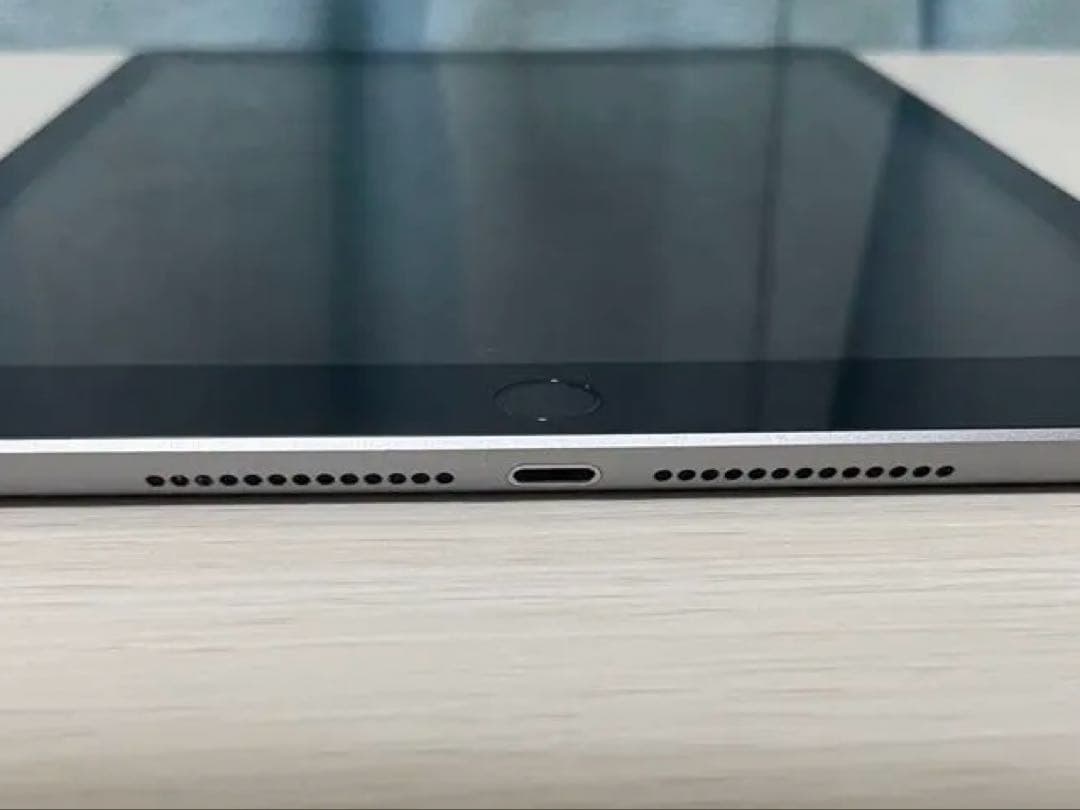 Apple iPad 第5世代 32GB