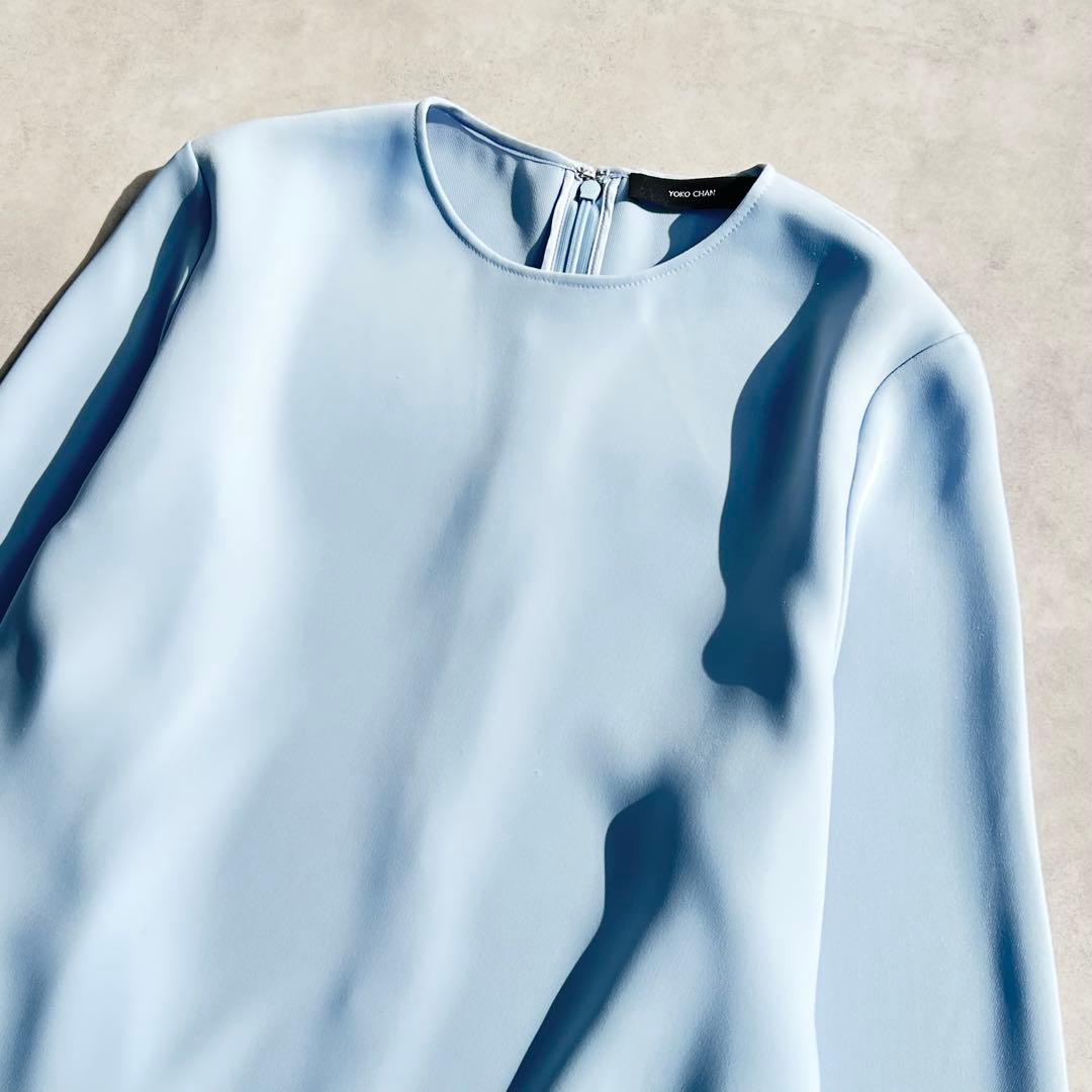 ヨーコチャン　フレアポイントヘムブラウス　ブルー　2023年製　定価7.7