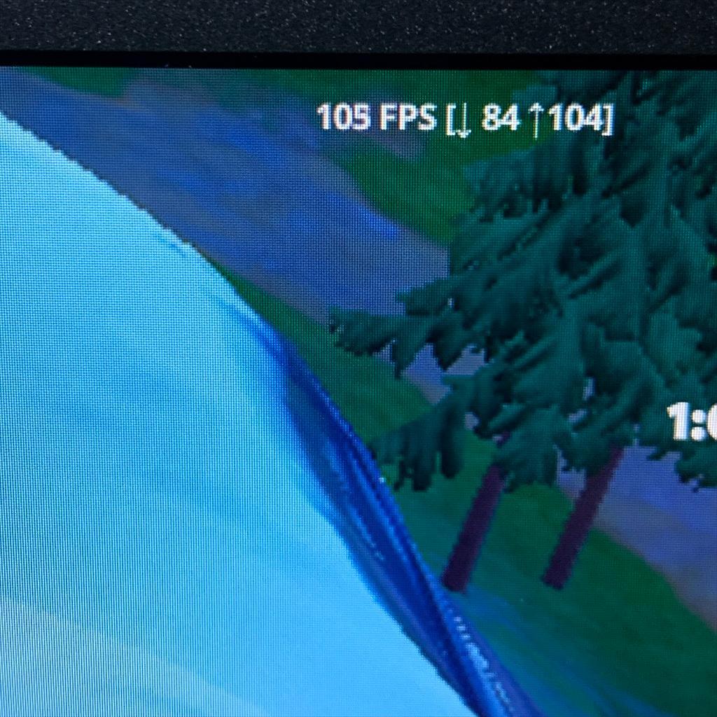 良品・高性能・軽量薄型 8世代爆速ゲーミングノート　4コア8スレ　GeForce