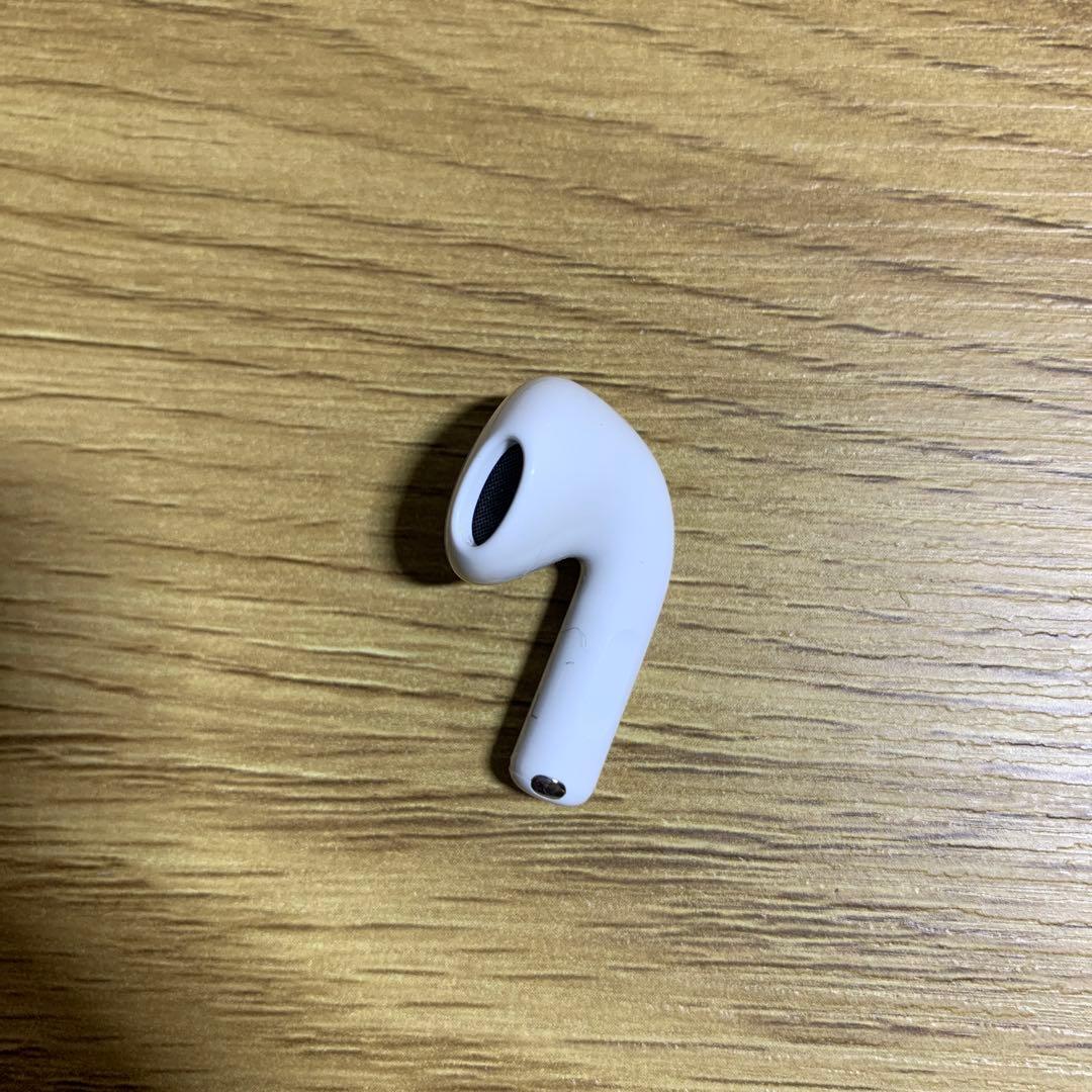 Apple AirPods 第4世代　ANC A3055 3056 左耳　左側