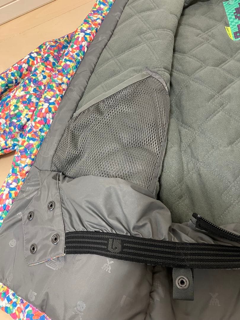 新品！バートン　BURTON スノーボード　ウェア　150 キッズ　子供　オマケ