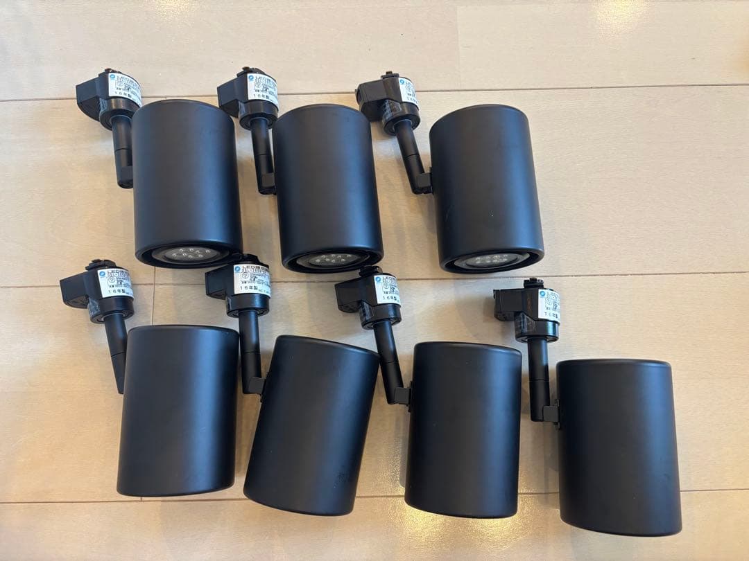 7個DAIKO LEDスポットライト プラグタイプ