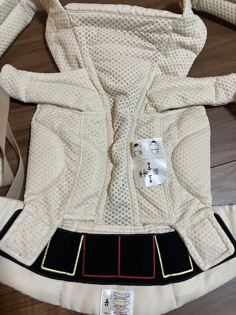 エルゴベビー　オムニブリーズ　ナチュラルベージュ　抱っこ紐