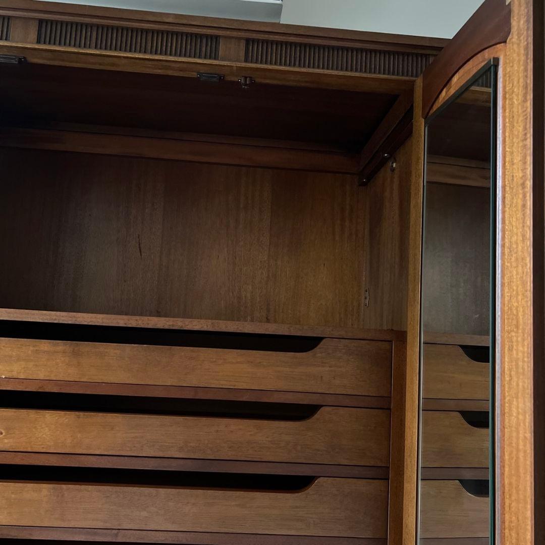 ドレクセル　ワードローブ