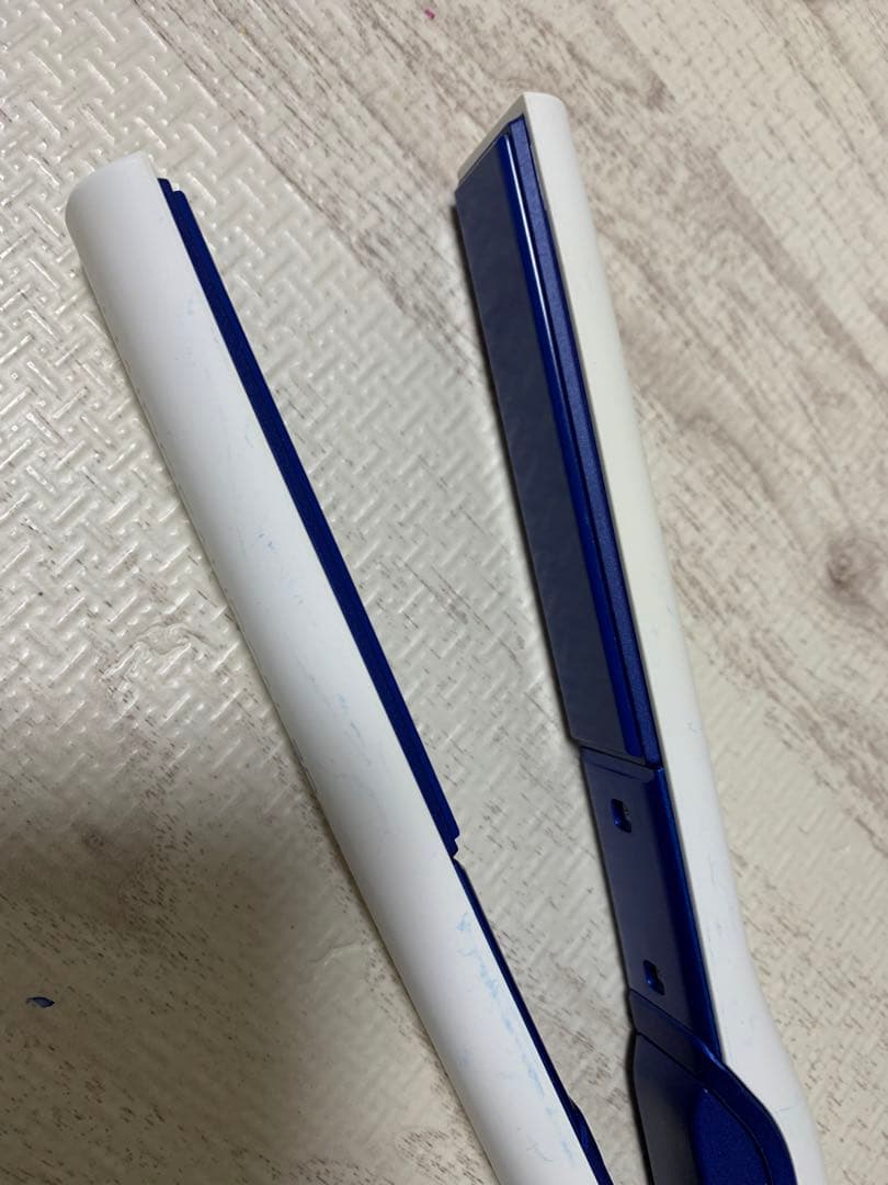 ヘアビューロン　3d ストレート　ヘアアイロン